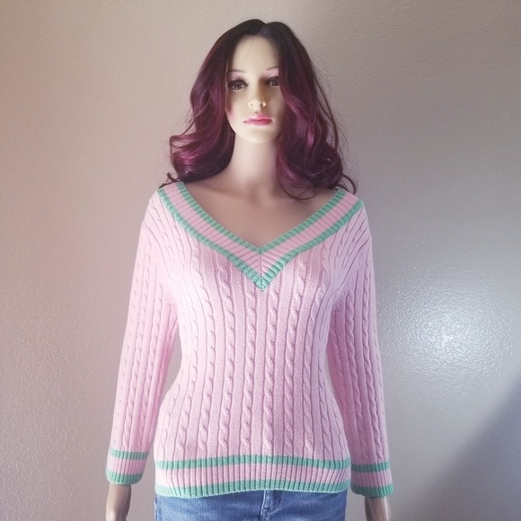 Mossimo Supply Co. Sweaters - Mossimo long sleeve v neck pullover